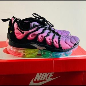 Vapormax plus Be True